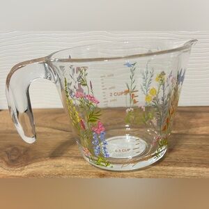 Dolly Parton Measuring Cup Spring Wildflowers 2026 2 Cup Glass Measuring Cup NEW